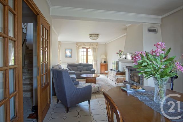 maison à vendre - 6 pièces - 137.27 m2 - CHOISY LE ROI - 94 - ILE-DE-FRANCE - Century 21 Acv