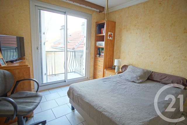 Appartement F3 à vendre - 3 pièces - 70.9 m2 - CHOISY LE ROI - 94 - ILE-DE-FRANCE - Century 21 Acv