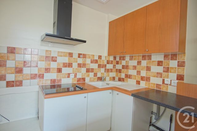 Afficher la photo en grand Appartement F1 à vendre - 2 pièces - 26.81 m2 - VILLENEUVE LE ROI - 94 - ILE-DE-FRANCE - Century 21 Acv