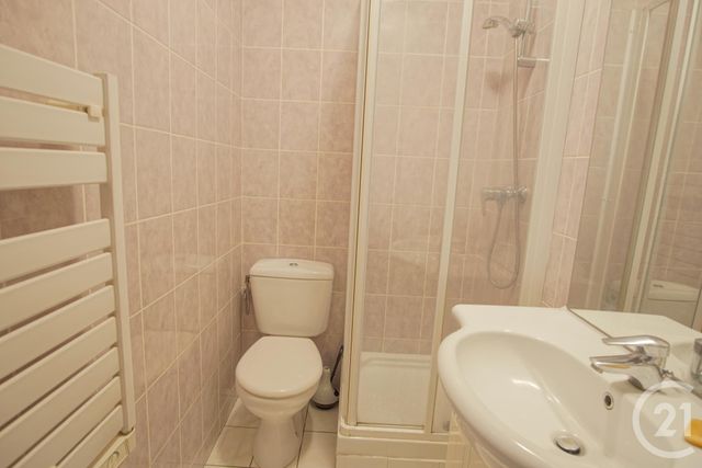 Afficher la photo en grand Appartement F1 à vendre - 2 pièces - 26.81 m2 - VILLENEUVE LE ROI - 94 - ILE-DE-FRANCE - Century 21 Acv