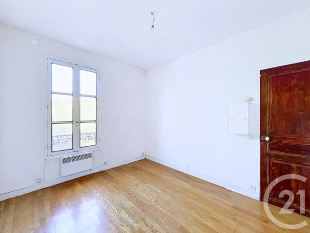 Appartement F2 à vendre - 2 pièces - 45.5 m2 - CHOISY LE ROI - 94 - ILE-DE-FRANCE - Century 21 Acv
