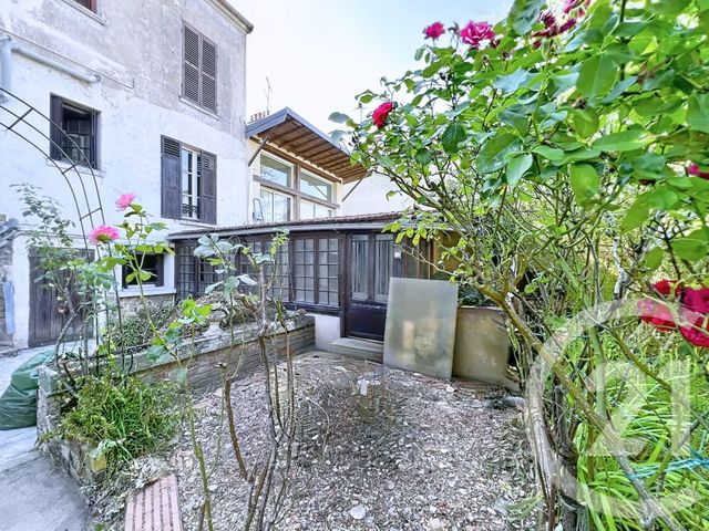 Appartement F2 à vendre - 2 pièces - 45.5 m2 - CHOISY LE ROI - 94 - ILE-DE-FRANCE - Century 21 Acv