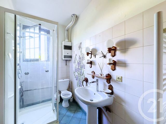 Appartement F2 à vendre - 2 pièces - 45.5 m2 - CHOISY LE ROI - 94 - ILE-DE-FRANCE - Century 21 Acv