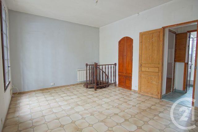 Afficher la photo en grand Appartement F2 à vendre - 2 pièces - 45.5 m2 - CHOISY LE ROI - 94 - ILE-DE-FRANCE - Century 21 Acv