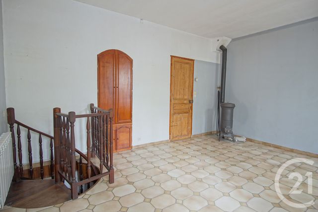 Afficher la photo en grand Appartement F2 à vendre - 2 pièces - 45.5 m2 - CHOISY LE ROI - 94 - ILE-DE-FRANCE - Century 21 Acv