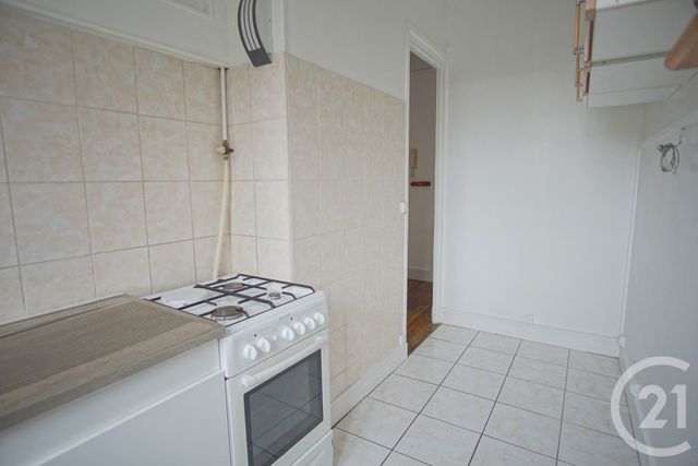 Appartement F2 à vendre - 3 pièces - 50.96 m2 - CHOISY LE ROI - 94 - ILE-DE-FRANCE - Century 21 Acv