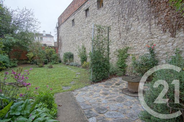 Appartement F2 à vendre - 3 pièces - 50.96 m2 - CHOISY LE ROI - 94 - ILE-DE-FRANCE - Century 21 Acv