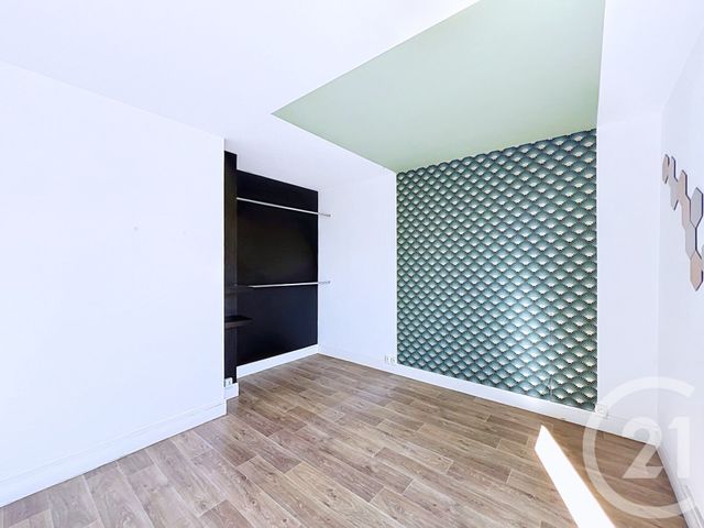 Appartement F2 à vendre - 2 pièces - 45.86 m2 - CHOISY LE ROI - 94 - ILE-DE-FRANCE - Century 21 Acv