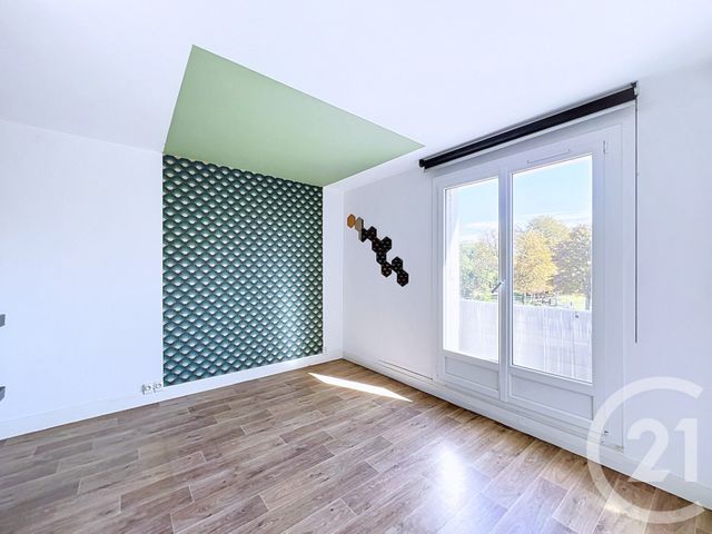 Appartement F2 à vendre - 2 pièces - 45.86 m2 - CHOISY LE ROI - 94 - ILE-DE-FRANCE - Century 21 Acv