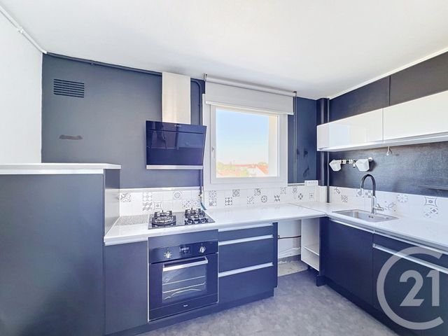 Appartement F2 à vendre - 2 pièces - 45.86 m2 - CHOISY LE ROI - 94 - ILE-DE-FRANCE - Century 21 Acv