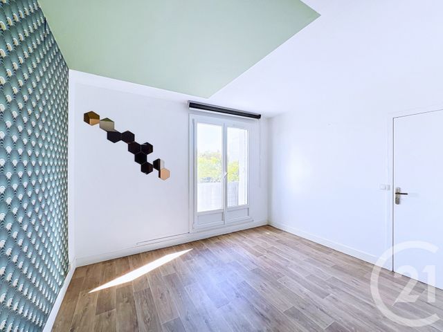 Appartement F2 à vendre - 2 pièces - 45.86 m2 - CHOISY LE ROI - 94 - ILE-DE-FRANCE - Century 21 Acv