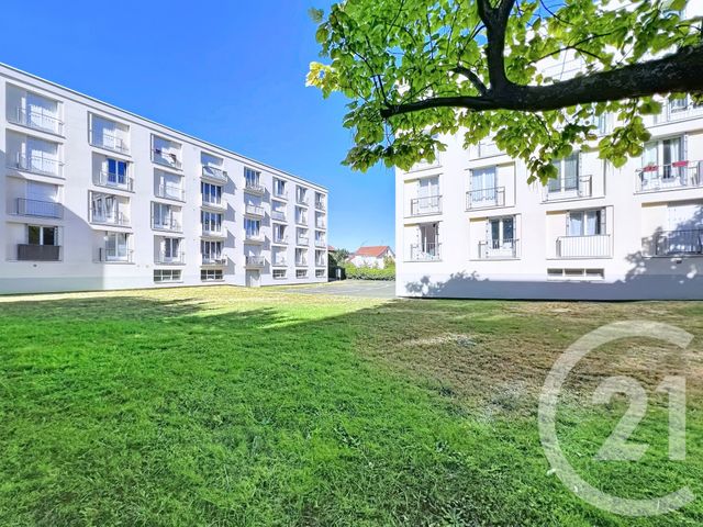 Appartement F2 à vendre - 2 pièces - 45.86 m2 - CHOISY LE ROI - 94 - ILE-DE-FRANCE - Century 21 Acv