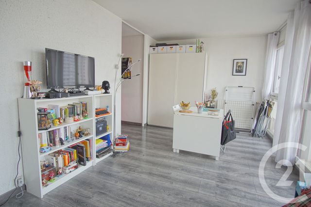 Appartement F1 à vendre - 1 pièce - 25.05 m2 - CHOISY LE ROI - 94 - ILE-DE-FRANCE - Century 21 Acv