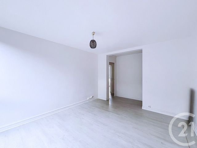 Appartement F3 à vendre - 3 pièces - 51.38 m2 - CHOISY LE ROI - 94 - ILE-DE-FRANCE - Century 21 Acv