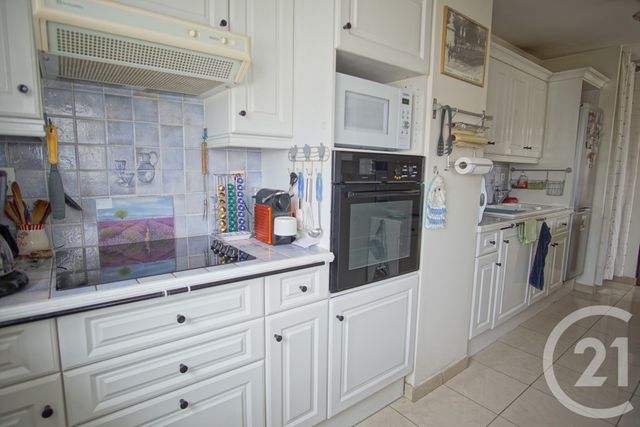 Appartement F4 à vendre - 4 pièces - 82.79 m2 - CHOISY LE ROI - 94 - ILE-DE-FRANCE - Century 21 Acv