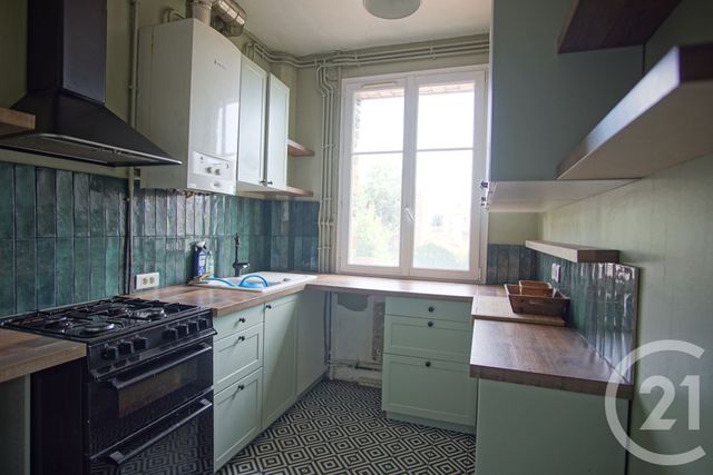 Appartement F3 à vendre - 3 pièces - 51.1 m2 - CHOISY LE ROI - 94 - ILE-DE-FRANCE - Century 21 Acv