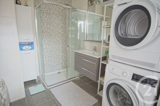 Appartement F5 à vendre - 5 pièces - 94.0 m2 - THIAIS - 94 - ILE-DE-FRANCE - Century 21 Acv