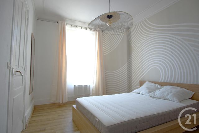 Appartement F2 à vendre - 2 pièces - 41.32 m2 - CHOISY LE ROI - 94 - ILE-DE-FRANCE - Century 21 Acv