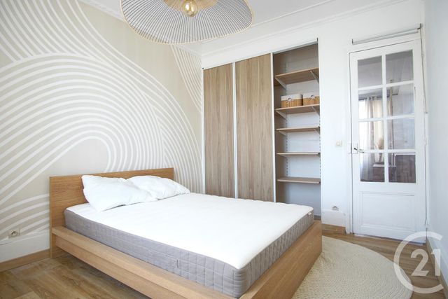 Appartement F2 à vendre - 2 pièces - 41.32 m2 - CHOISY LE ROI - 94 - ILE-DE-FRANCE - Century 21 Acv