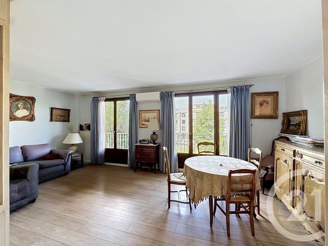 Appartement F4 à vendre CHOISY LE ROI