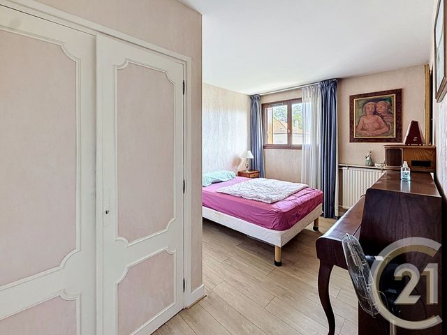 Appartement F4 à vendre - 4 pièces - 84.08 m2 - CHOISY LE ROI - 94 - ILE-DE-FRANCE - Century 21 Acv