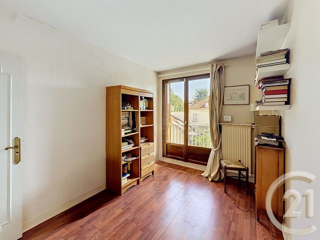 Appartement F4 à vendre - 4 pièces - 84.08 m2 - CHOISY LE ROI - 94 - ILE-DE-FRANCE - Century 21 Acv