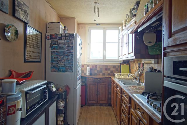 Appartement F3 à vendre - 3 pièces - 54.36 m2 - CHOISY LE ROI - 94 - ILE-DE-FRANCE - Century 21 Acv