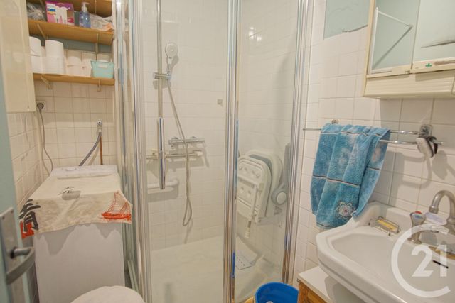 Appartement F3 à vendre - 4 pièces - 62.43 m2 - CHOISY LE ROI - 94 - ILE-DE-FRANCE - Century 21 Acv