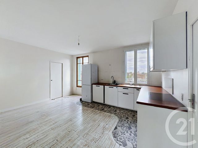 Appartement F4 à vendre - 4 pièces - 74.4 m2 - CHOISY LE ROI - 94 - ILE-DE-FRANCE - Century 21 Acv