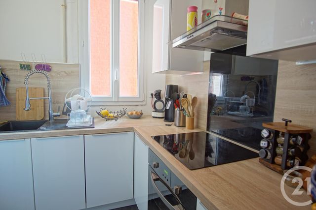 Appartement F2 à vendre - 2 pièces - 37.91 m2 - CHOISY LE ROI - 94 - ILE-DE-FRANCE - Century 21 Acv