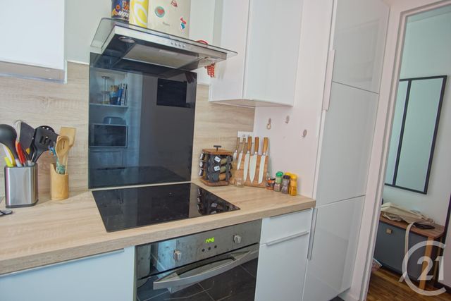 Appartement F2 à vendre - 2 pièces - 37.91 m2 - CHOISY LE ROI - 94 - ILE-DE-FRANCE - Century 21 Acv