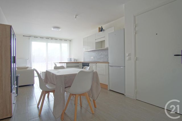 Appartement F2 à vendre - 2 pièces - 44.88 m2 - CHOISY LE ROI - 94 - ILE-DE-FRANCE - Century 21 Acv