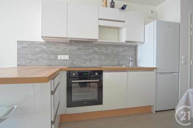 Appartement F2 à vendre - 2 pièces - 44.88 m2 - CHOISY LE ROI - 94 - ILE-DE-FRANCE - Century 21 Acv