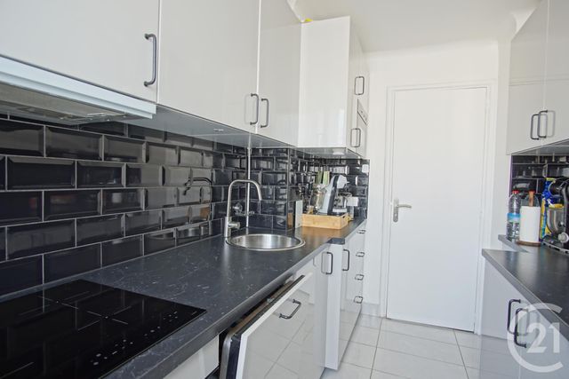 Appartement F5 à vendre - 5 pièces - 88.72 m2 - CHOISY LE ROI - 94 - ILE-DE-FRANCE - Century 21 Acv