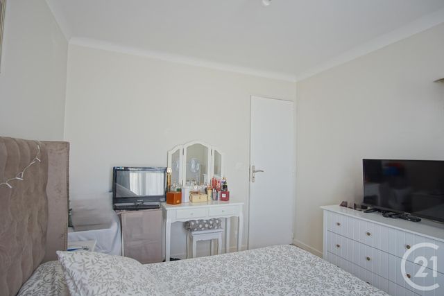 Appartement F5 à vendre - 5 pièces - 88.72 m2 - CHOISY LE ROI - 94 - ILE-DE-FRANCE - Century 21 Acv