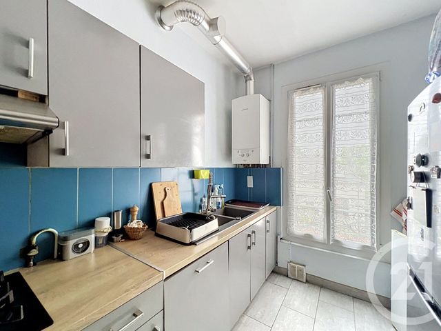 Appartement F3 à vendre - 3 pièces - 63.27 m2 - CHOISY LE ROI - 94 - ILE-DE-FRANCE - Century 21 Acv