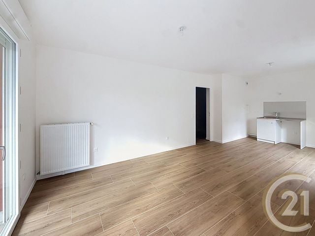 Appartement F3 à vendre - 3 pièces - 60.02 m2 - CHOISY LE ROI - 94 - ILE-DE-FRANCE - Century 21 Acv