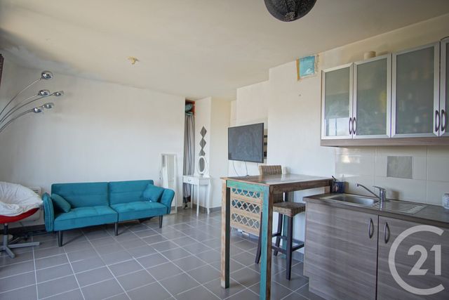 Appartement F1 à vendre - 1 pièce - 27.47 m2 - CHOISY LE ROI - 94 - ILE-DE-FRANCE - Century 21 Acv
