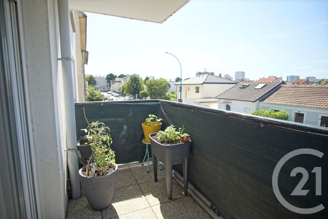 Appartement F1 à vendre - 1 pièce - 27.47 m2 - CHOISY LE ROI - 94 - ILE-DE-FRANCE - Century 21 Acv