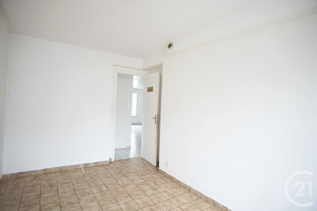 Appartement F3 à vendre - 3 pièces - 70.69 m2 - CHOISY LE ROI - 94 - ILE-DE-FRANCE - Century 21 Acv
