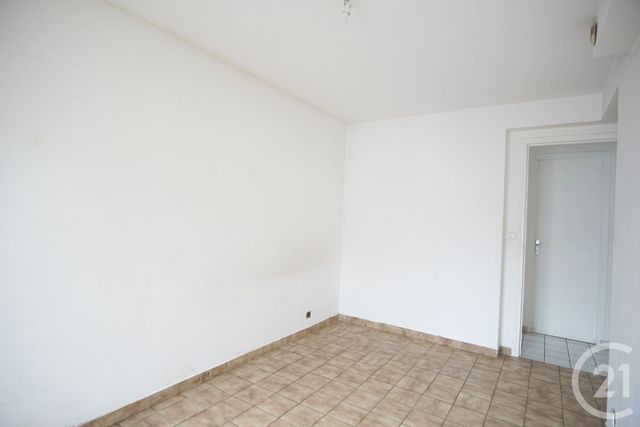 Appartement F3 à vendre - 3 pièces - 70.69 m2 - CHOISY LE ROI - 94 - ILE-DE-FRANCE - Century 21 Acv