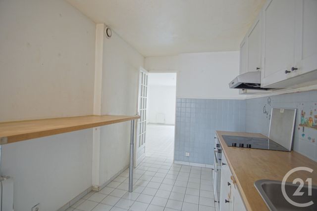 Appartement F3 à vendre - 3 pièces - 70.69 m2 - CHOISY LE ROI - 94 - ILE-DE-FRANCE - Century 21 Acv