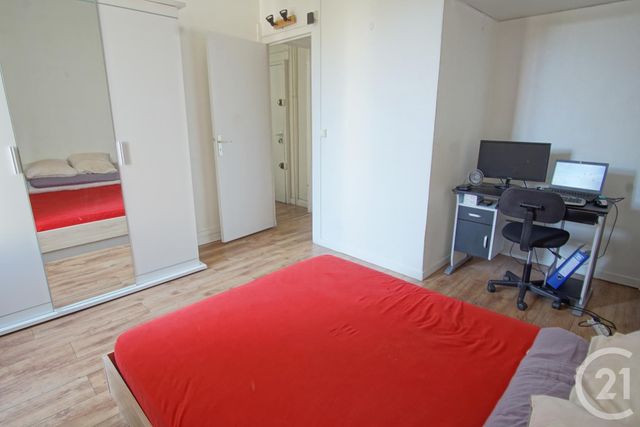 Appartement F2 à vendre - 2 pièces - 35.84 m2 - CHOISY LE ROI - 94 - ILE-DE-FRANCE - Century 21 Acv