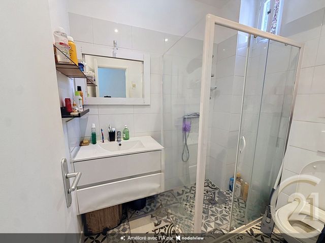 Appartement F2 à vendre - 2 pièces - 27.54 m2 - CHOISY LE ROI - 94 - ILE-DE-FRANCE - Century 21 Acv