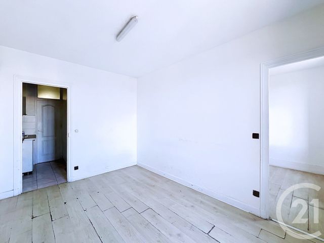 Appartement F2 à vendre - 2 pièces - 28.03 m2 - CHOISY LE ROI - 94 - ILE-DE-FRANCE - Century 21 Acv