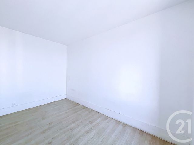 Appartement F2 à vendre - 2 pièces - 28.03 m2 - CHOISY LE ROI - 94 - ILE-DE-FRANCE - Century 21 Acv