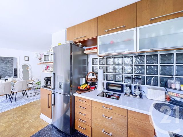 Appartement F5 à vendre - 5 pièces - 81.57 m2 - CHOISY LE ROI - 94 - ILE-DE-FRANCE - Century 21 Acv